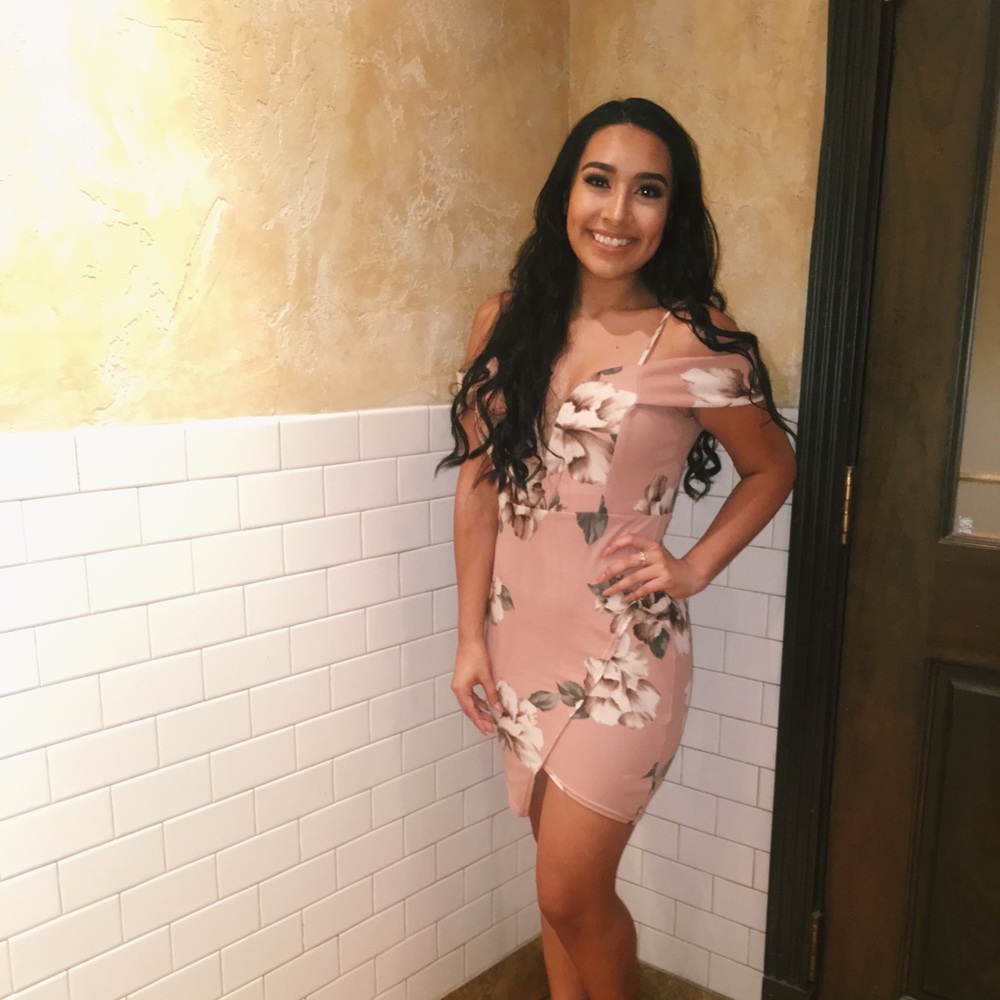 Party Dress - Picture 5 of 5